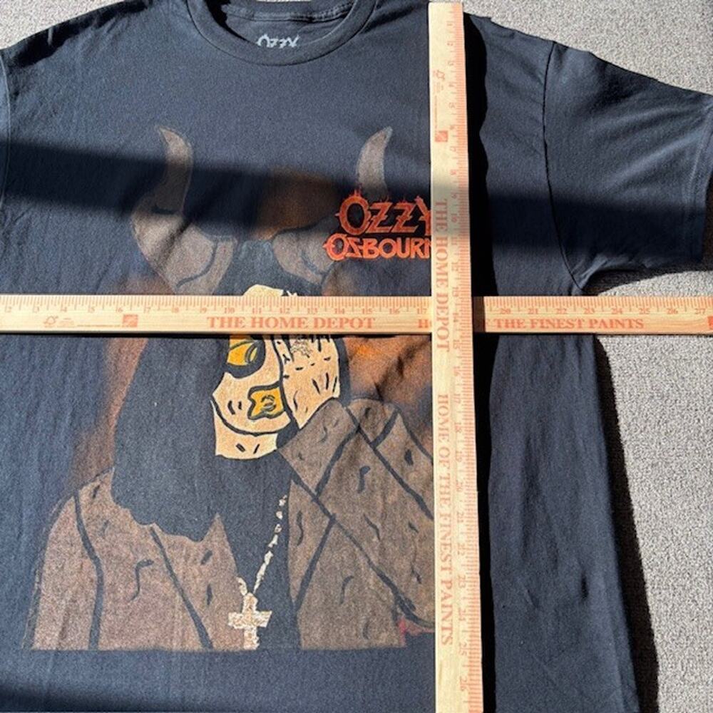 Officially Licensed Ozzy Osbourne Back to the Beginning Bull Tee Men's XL S/S - Picture 7 of 8